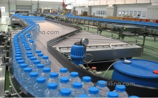 SS304 Conveyor Belt Bottle Filling Machine Heat Resistance